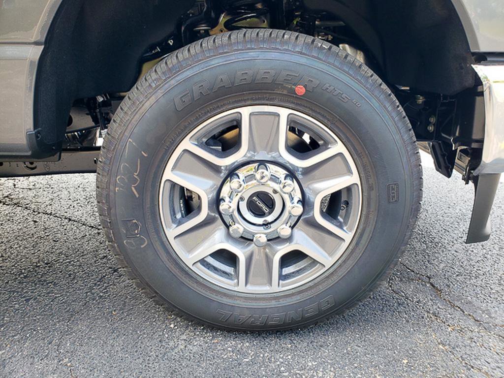 New 2026 Ford F350 Lariat image 28
