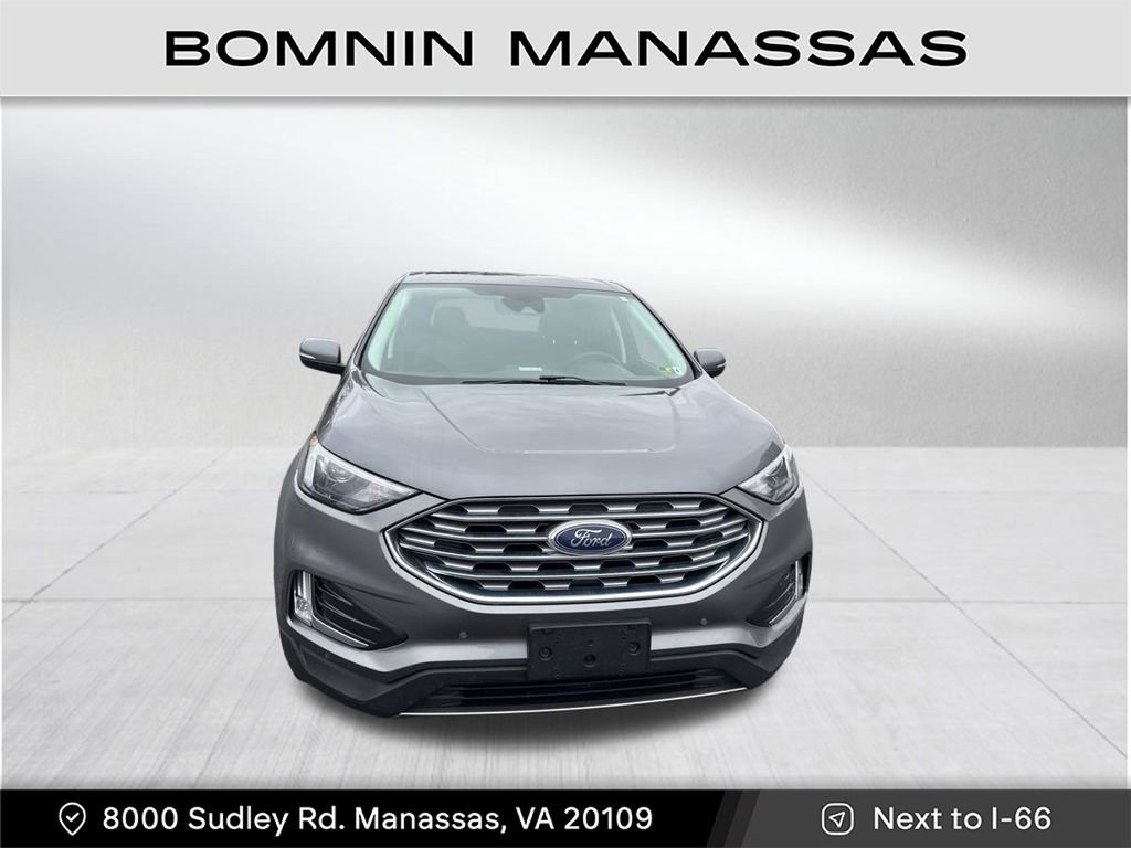 Used 2022 Ford Edge Titanium w/ Class II Trailer Tow Package image 4