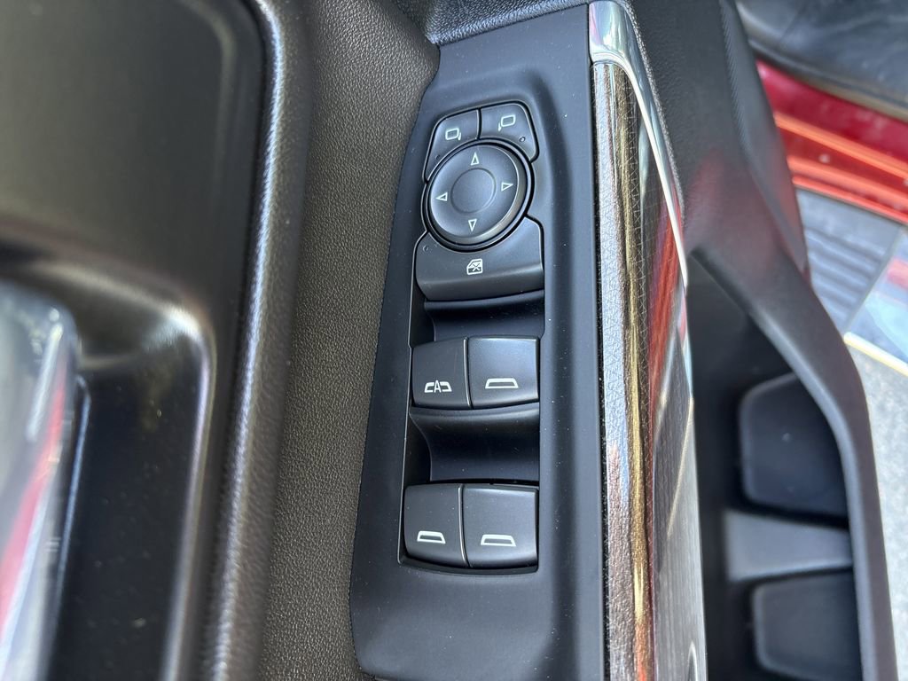 Used 2022 Chevrolet Silverado 3500 LT w/ Convenience Package image 11