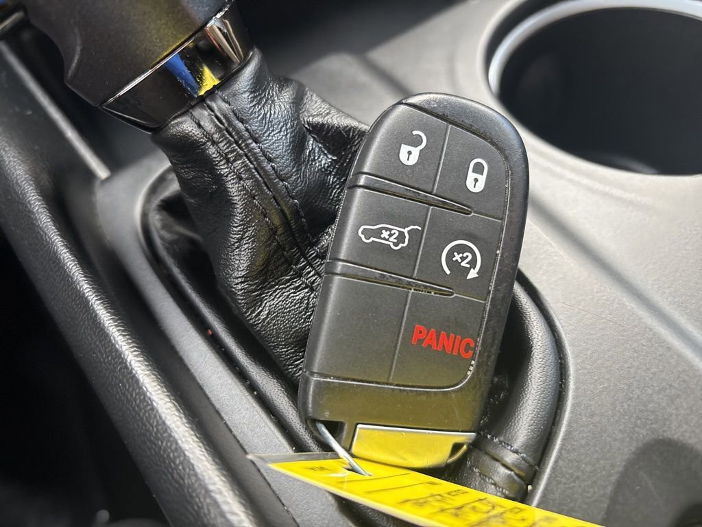 Used 2022 Dodge Durango GT image 39