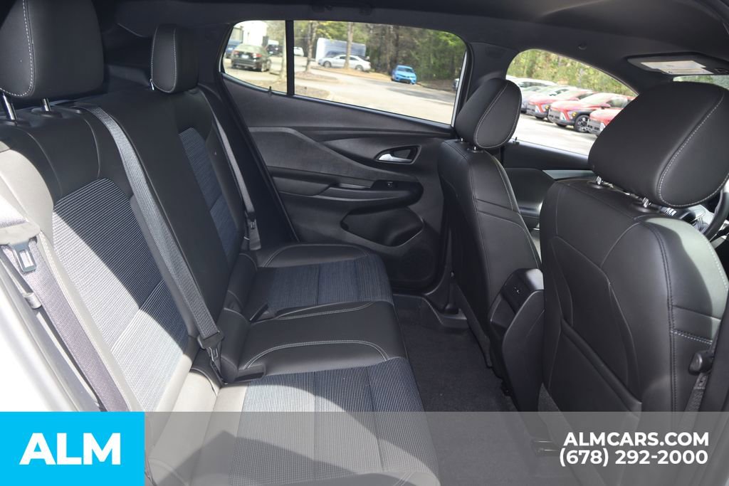 Used 2025 Buick Envista Preferred image 22