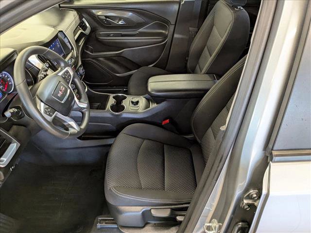 Used 2024 GMC Terrain SLE image 20