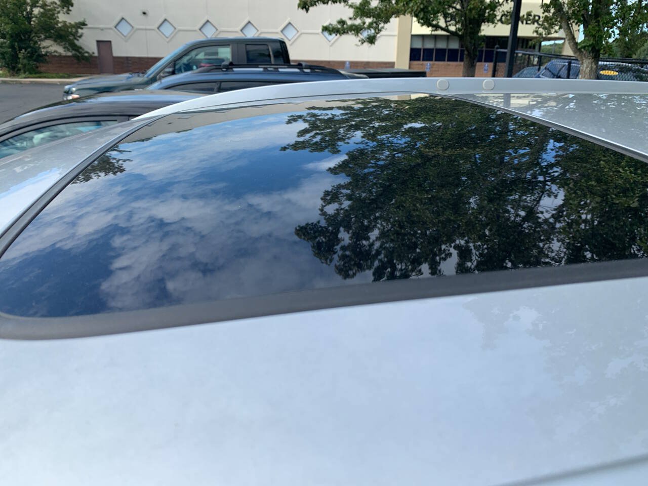 Used 2014 Honda CR-V EX-L image 17