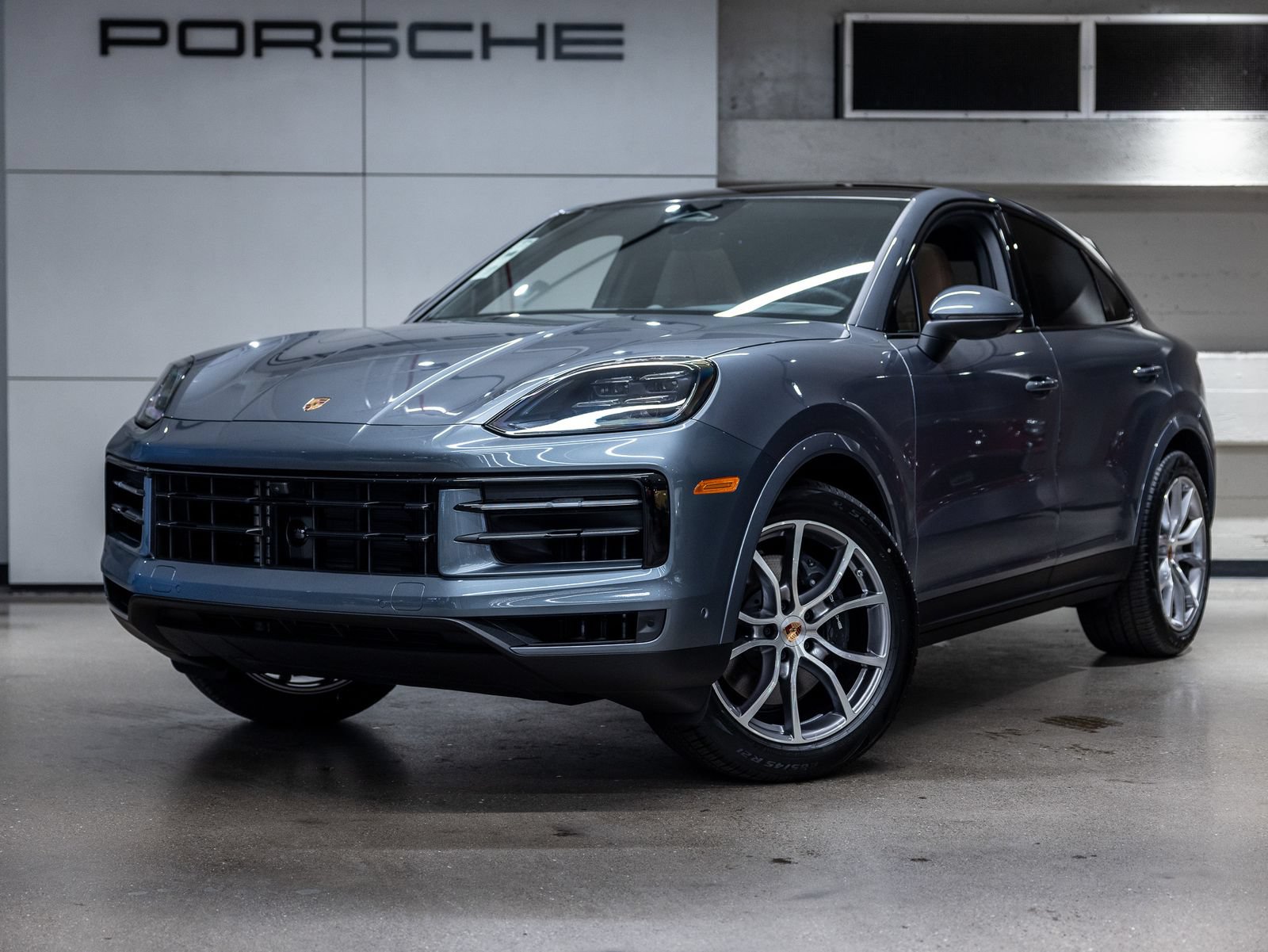 New 2026 Porsche Cayenne Coupe AWD/4WD image 1