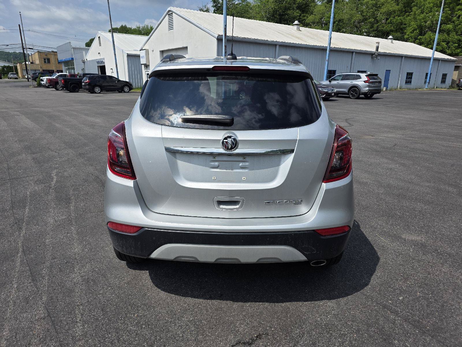 Used 2019 Buick Encore Preferred AWD/4WD image 6