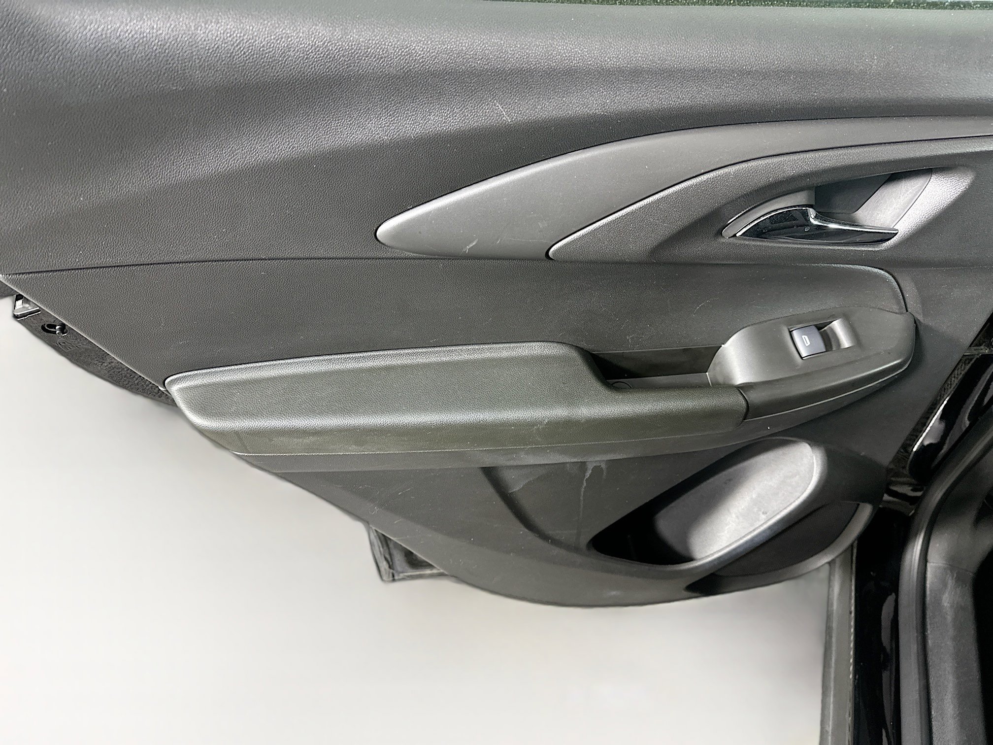 Used 2024 Chevrolet TrailBlazer LS image 24