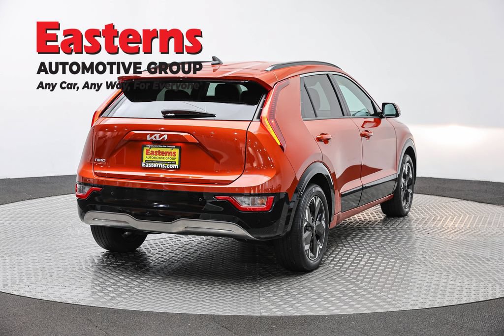 Used 2023 Kia Niro Wind w/ Wind Preserve Package FWD image 5