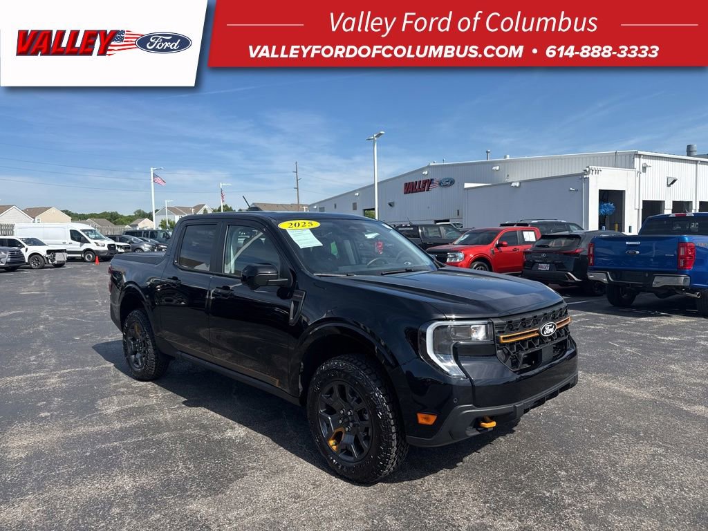 Used 2025 Ford Maverick Tremor AWD/4WD image 1