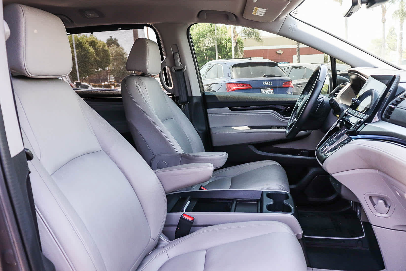 Used 2023 Honda Odyssey Touring image 28