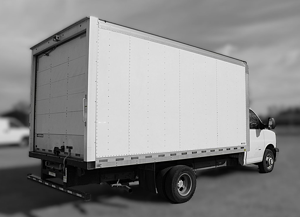 Used 2021 Chevrolet Express 3500 w/ Power Convenience Package image 5