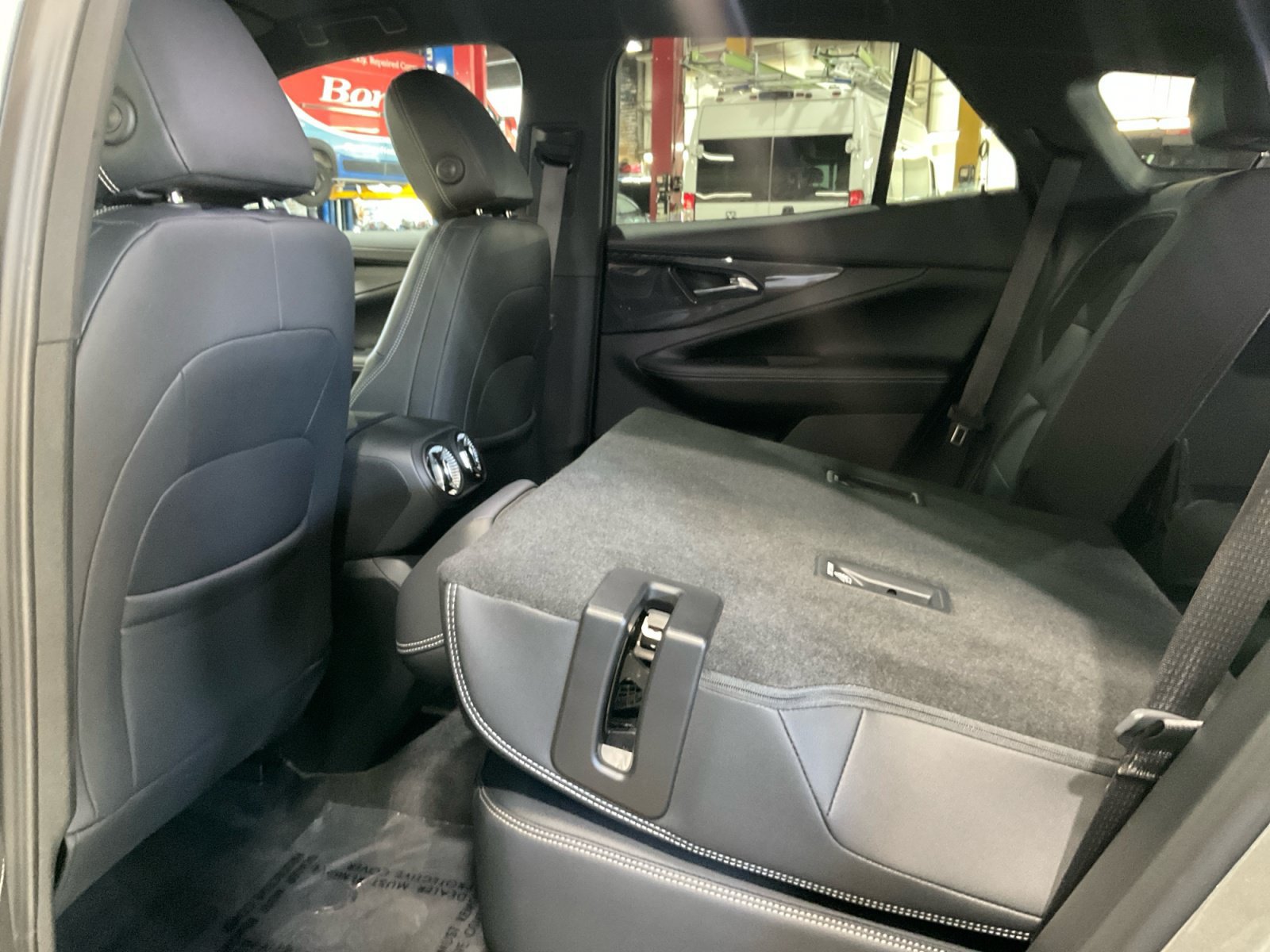 Used 2024 Chevrolet Blazer EV LT AWD/4WD image 24