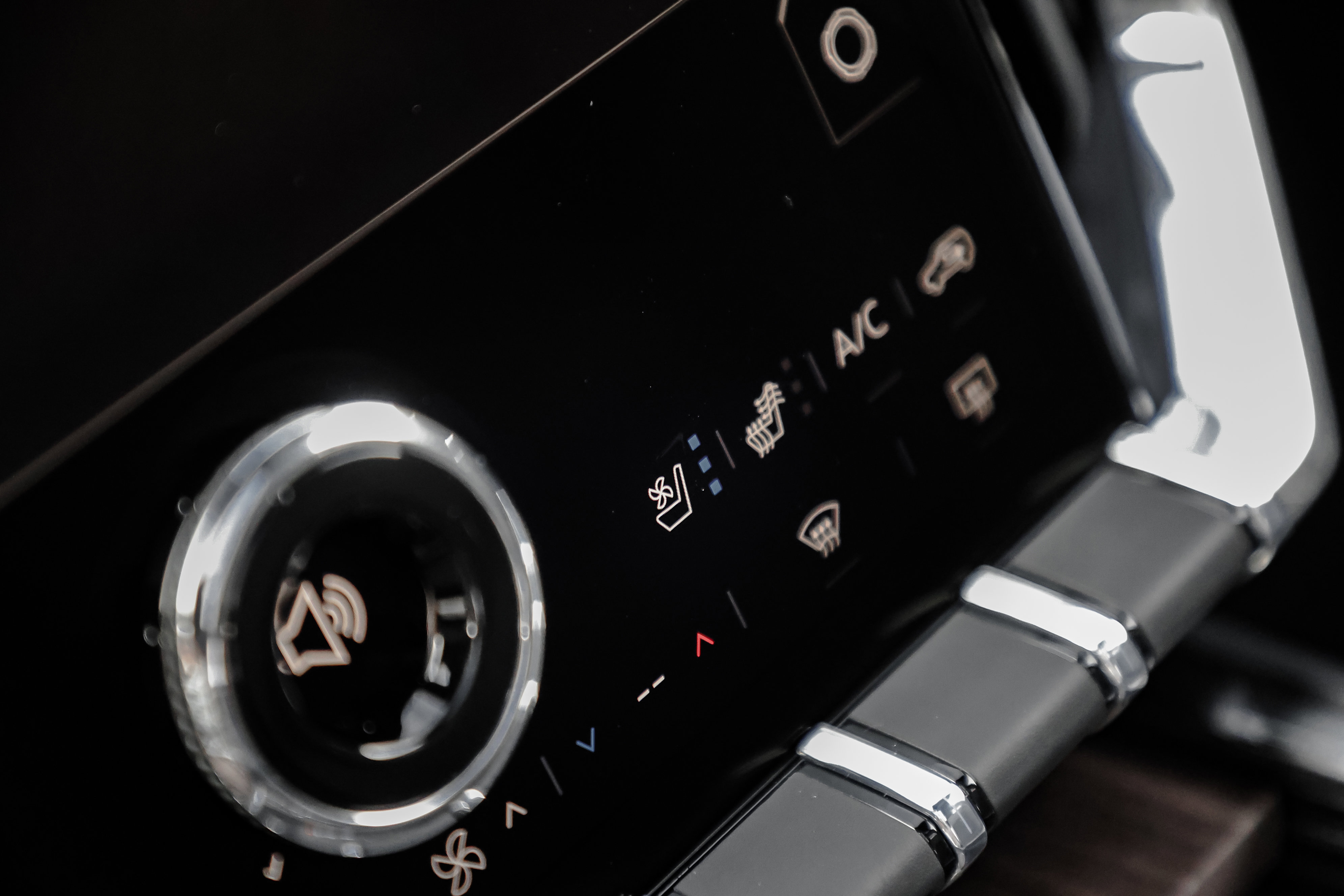 New 2026 GMC Acadia Denali w/ Super Cruise Package image 42