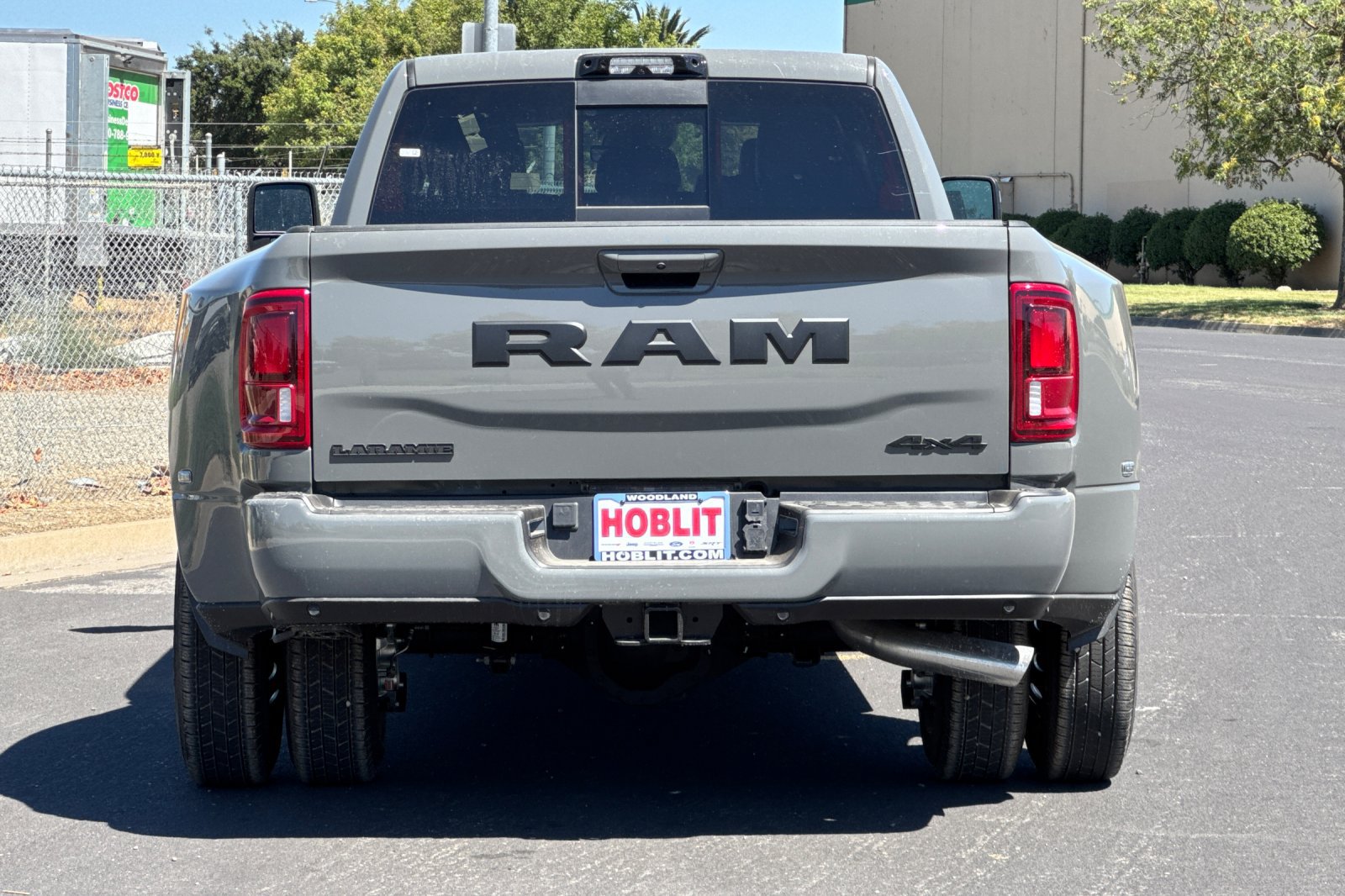 New 2026 RAM 3500 Laramie AWD/4WD image 4