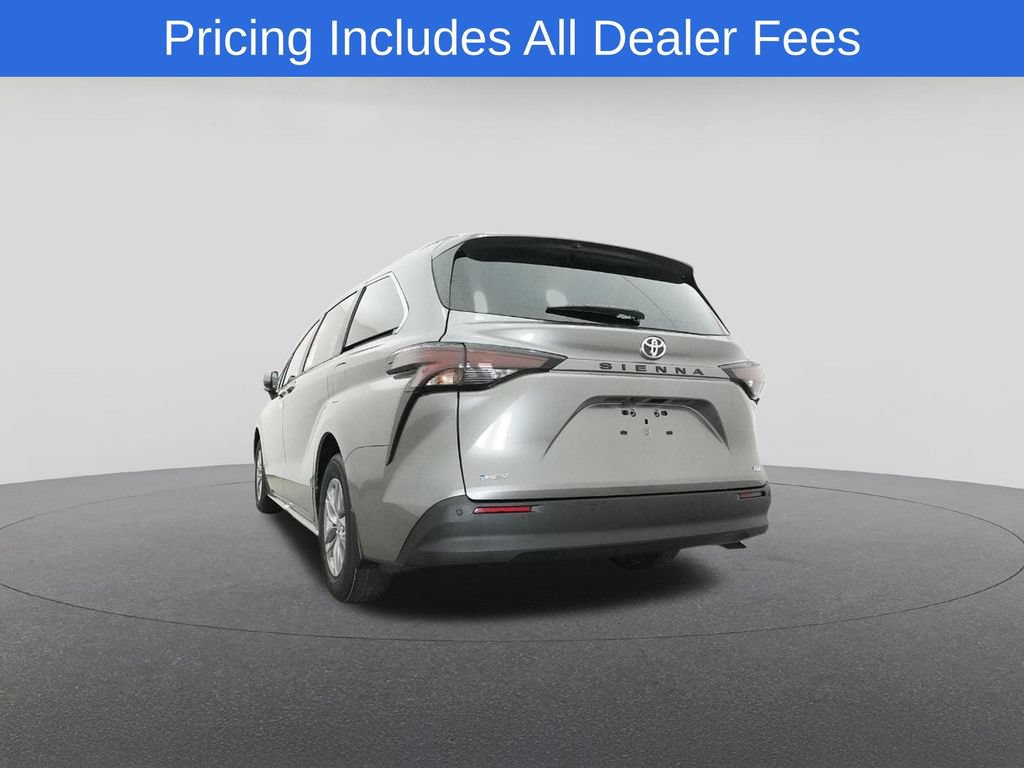 New 2026 Toyota Sienna XLE FWD image 22