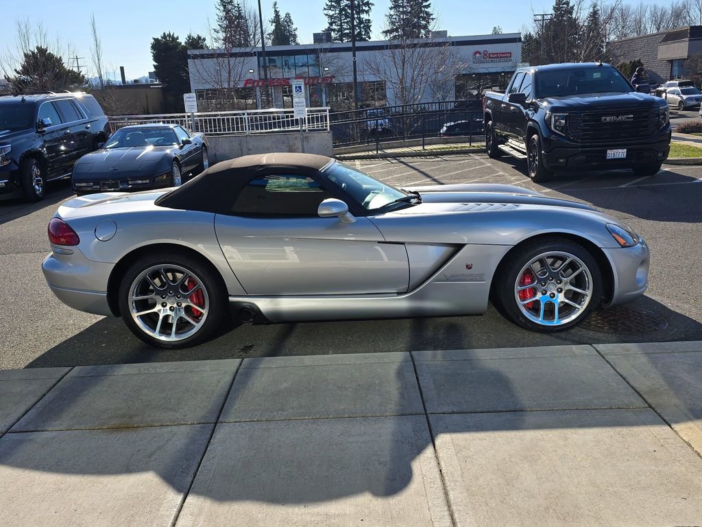 Used 2004 Dodge Viper SRT-10 image 7