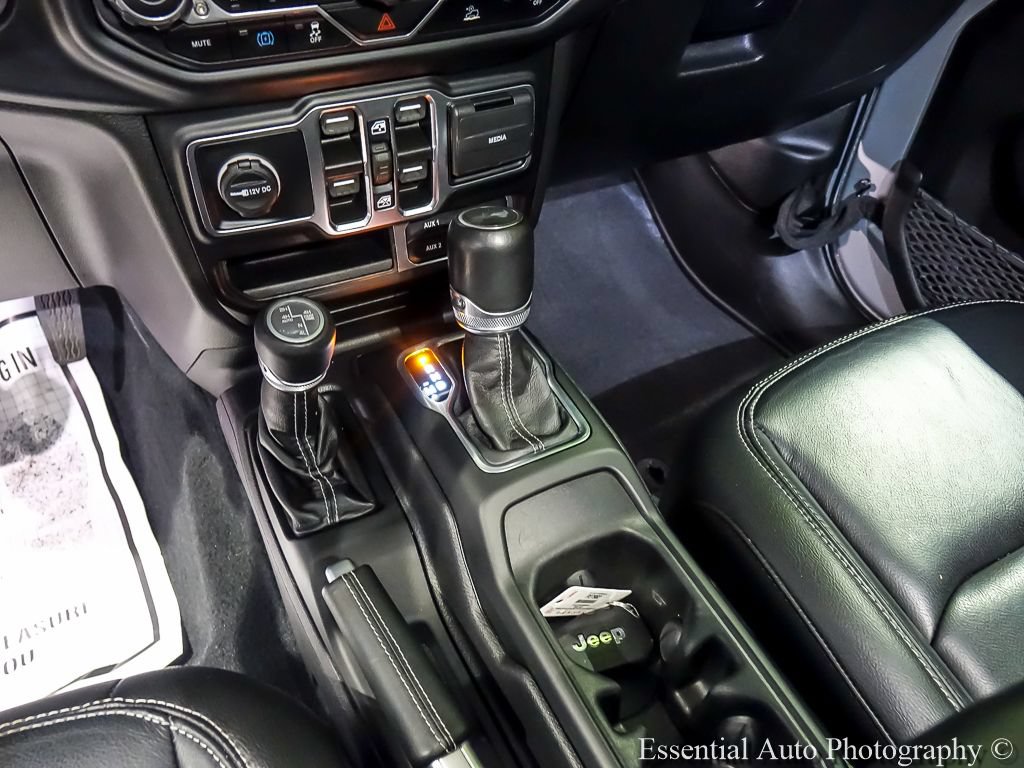 Used 2022 Jeep Wrangler Unlimited Sahara w/ Cold Weather Group AWD/4WD image 22