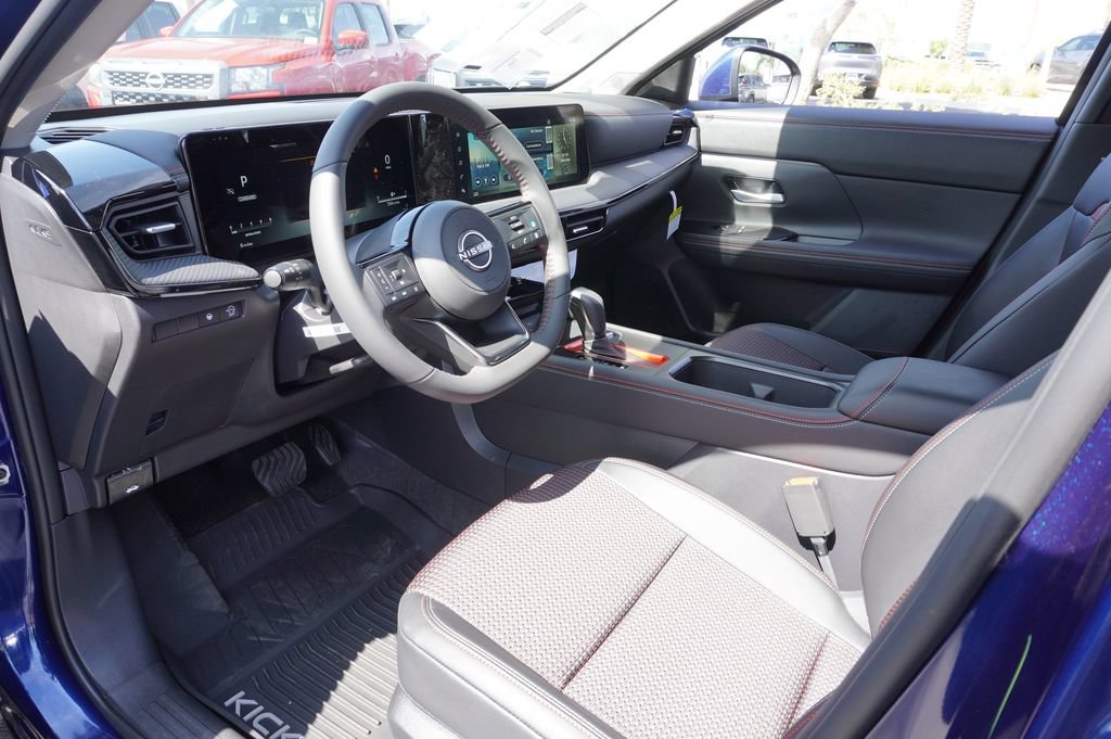 Certified 2025 Nissan Kicks SR FWD image 16