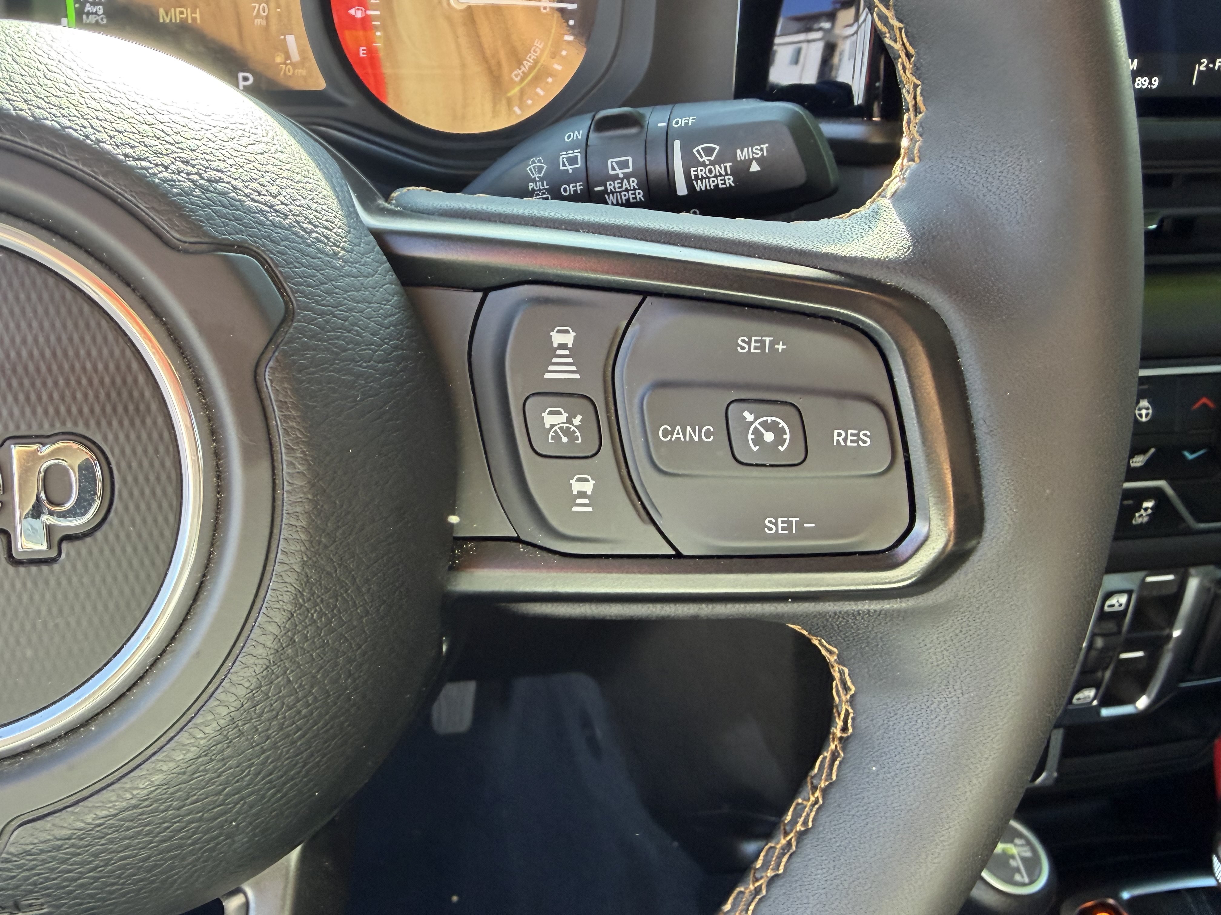 Certified 2024 Jeep Wrangler Unlimited AWD/4WD image 26