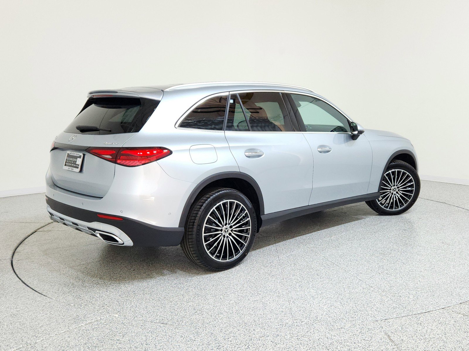 New 2026 Mercedes-Benz GLC 300 4MATIC image 3