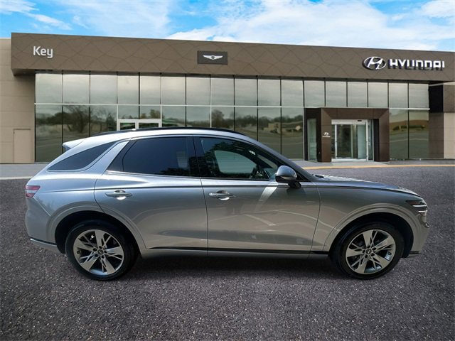 Used 2024 Genesis GV70 3.5T Sport image 4