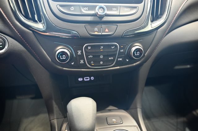 Used 2024 Chevrolet Equinox RS AWD/4WD image 17