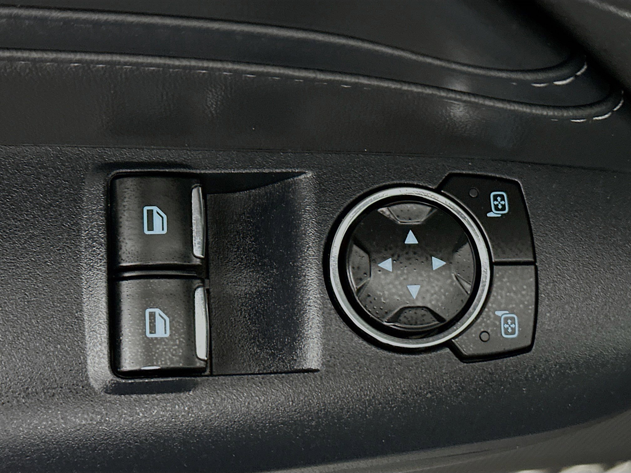 Used 2024 Ford Mustang GT Premium image 14