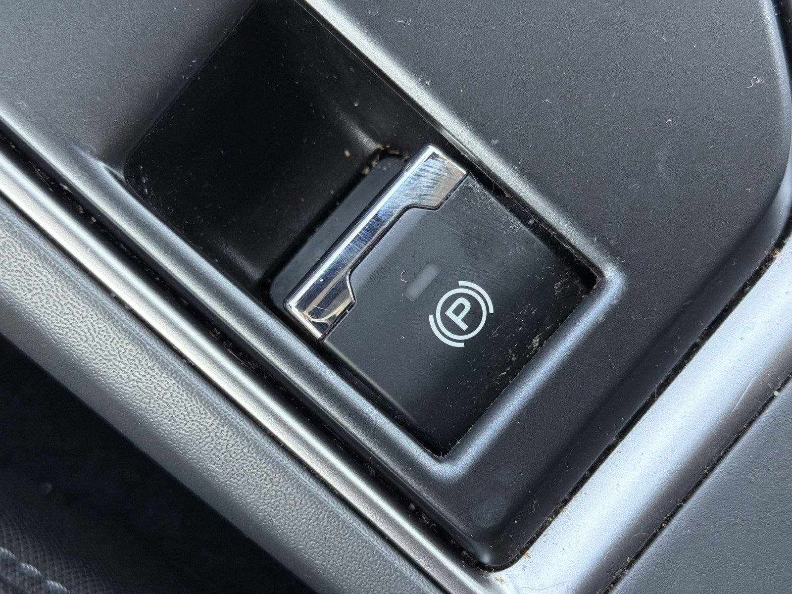 Certified 2024 Subaru Crosstrek 2.0i Premium image 29