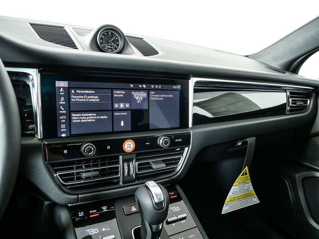 Certified 2026 Porsche Macan Turbo AWD/4WD image 12