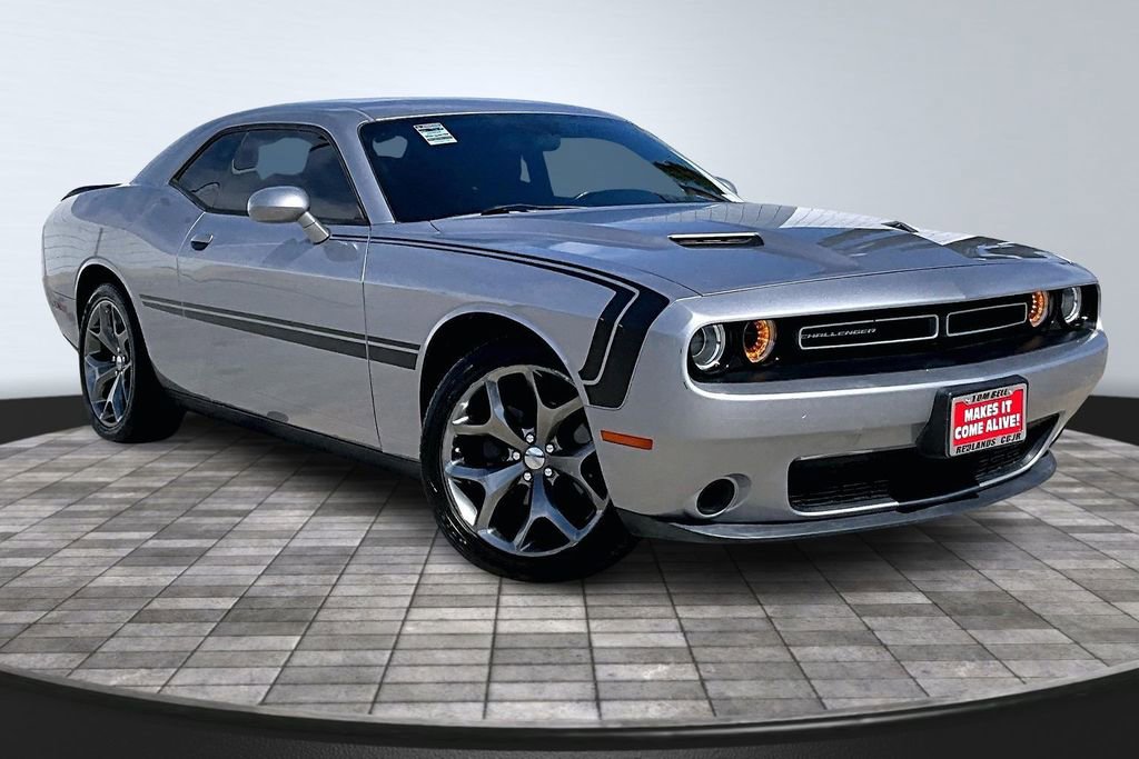 Certified 2016 Dodge Challenger SXT image 37