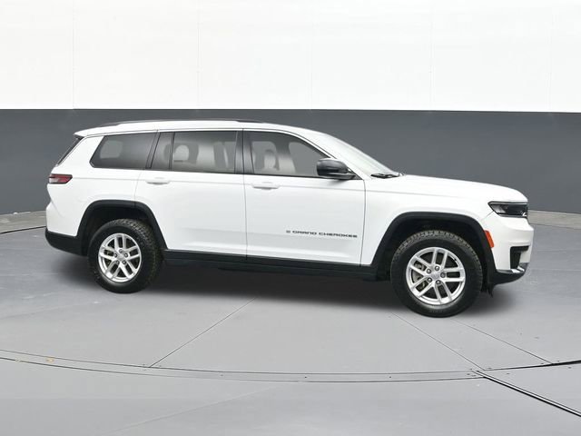 Used 2022 Jeep Grand Cherokee L Laredo w/ Luxury Tech Group I image 18
