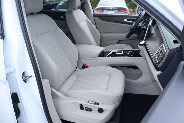 New 2026 Volkswagen Atlas SEL Premium R-Line image 18