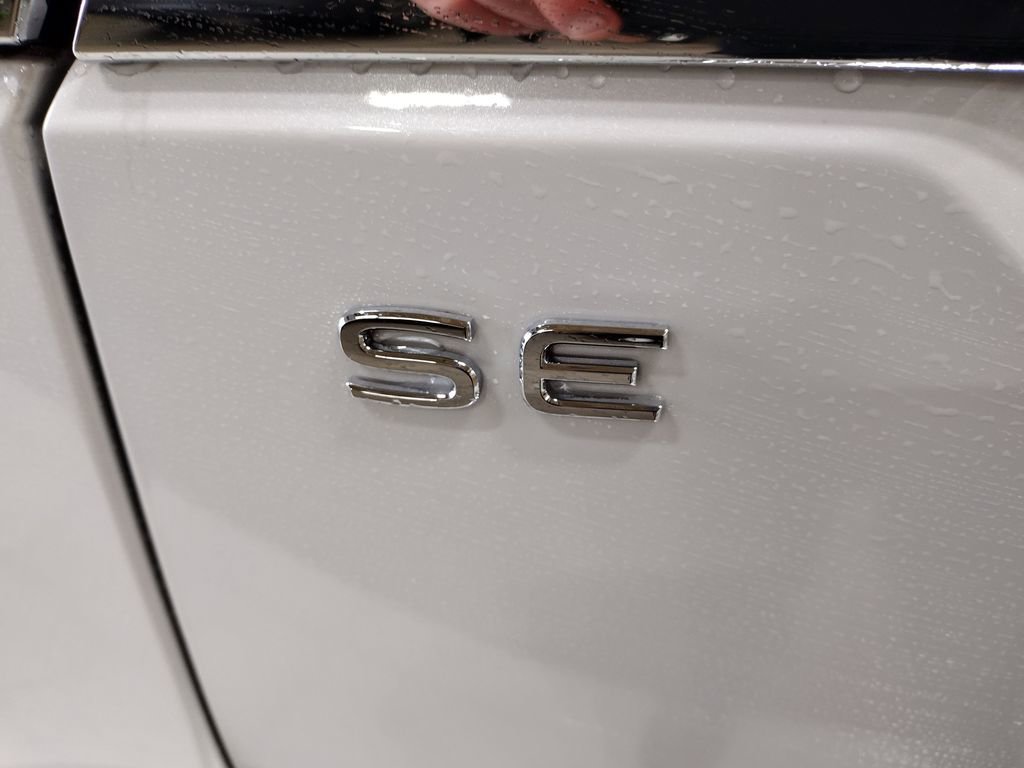 New 2026 Volkswagen Atlas SE image 14