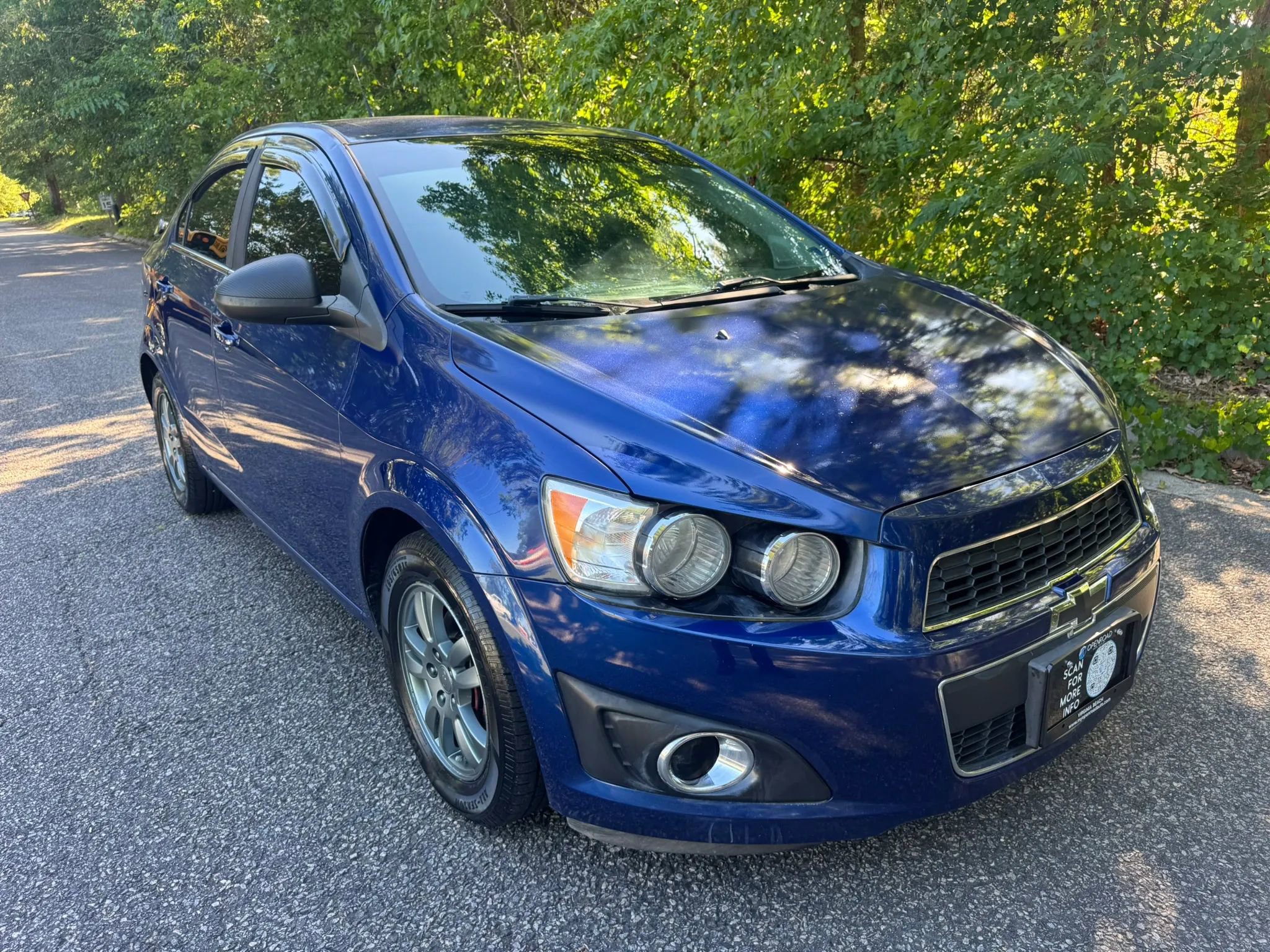 Used 2013 Chevrolet Sonic LT FWD image 6