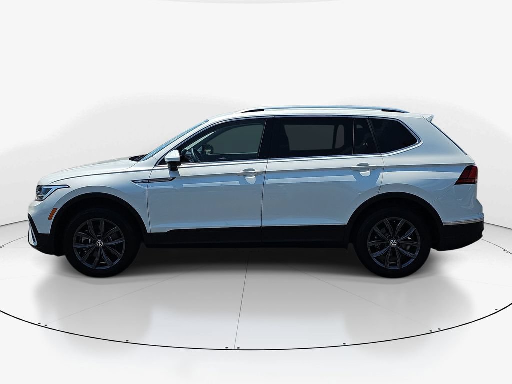 Used 2023 Volkswagen Tiguan SE FWD image 10