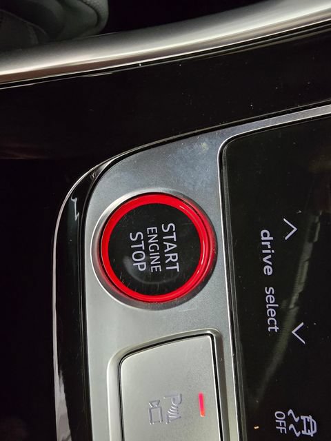 New 2026 Audi SQ8 Premium Plus AWD/4WD image 23