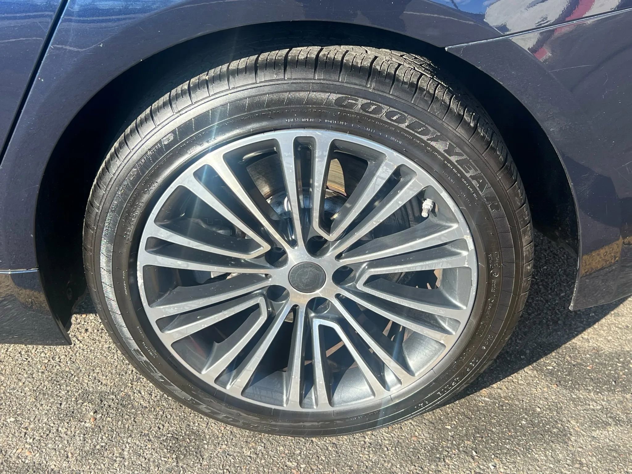 Used 2017 BMW 530i w/ Premium Package image 10