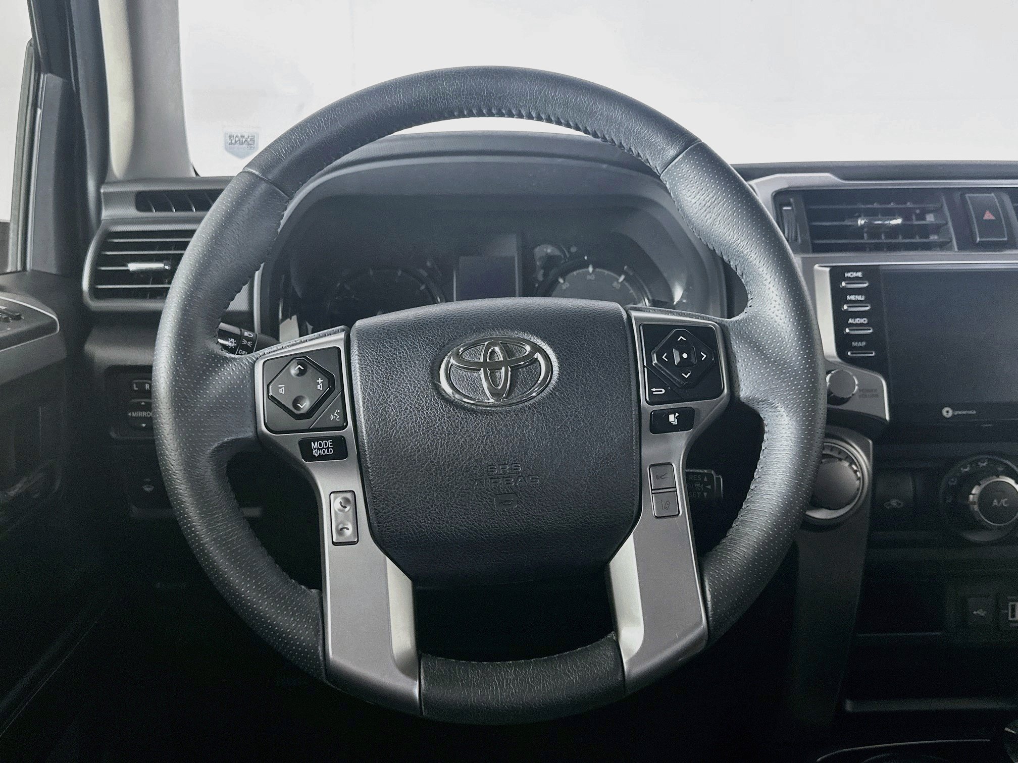 Used 2021 Toyota 4Runner SR5 AWD/4WD image 17
