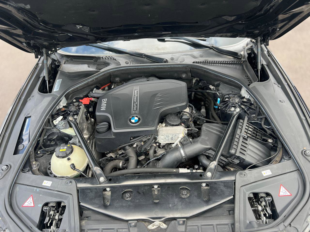 Used 2016 BMW 528i xDrive Sedan AWD/4WD image 36