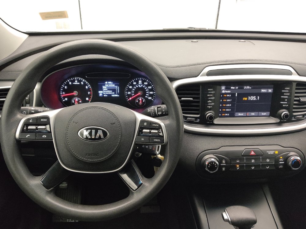 Used 2020 Kia Sorento LX image 22