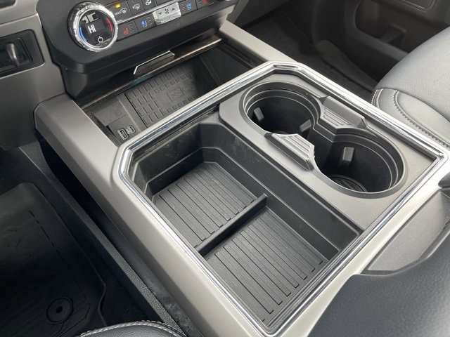 Used 2022 Ford F350 Lariat w/ Black Appearance Package image 16