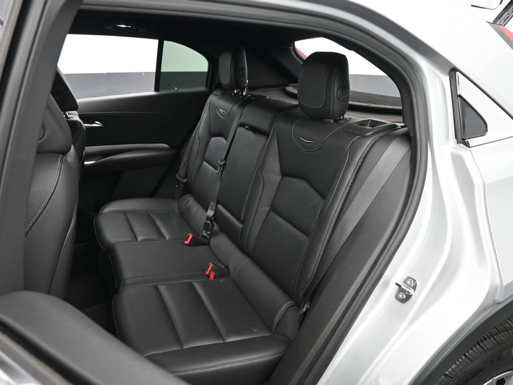 Used 2022 Cadillac XT4 Premium Luxury w/ Safety Alert Package AWD/4WD image 33