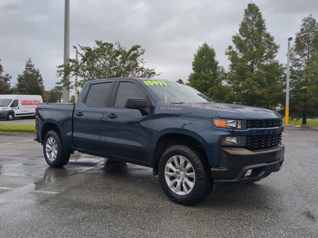 Used 2021 Chevrolet Silverado 1500 Custom RWD image 2