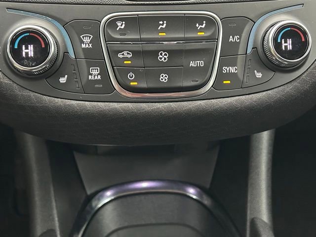 Used 2024 Chevrolet Malibu LT image 21