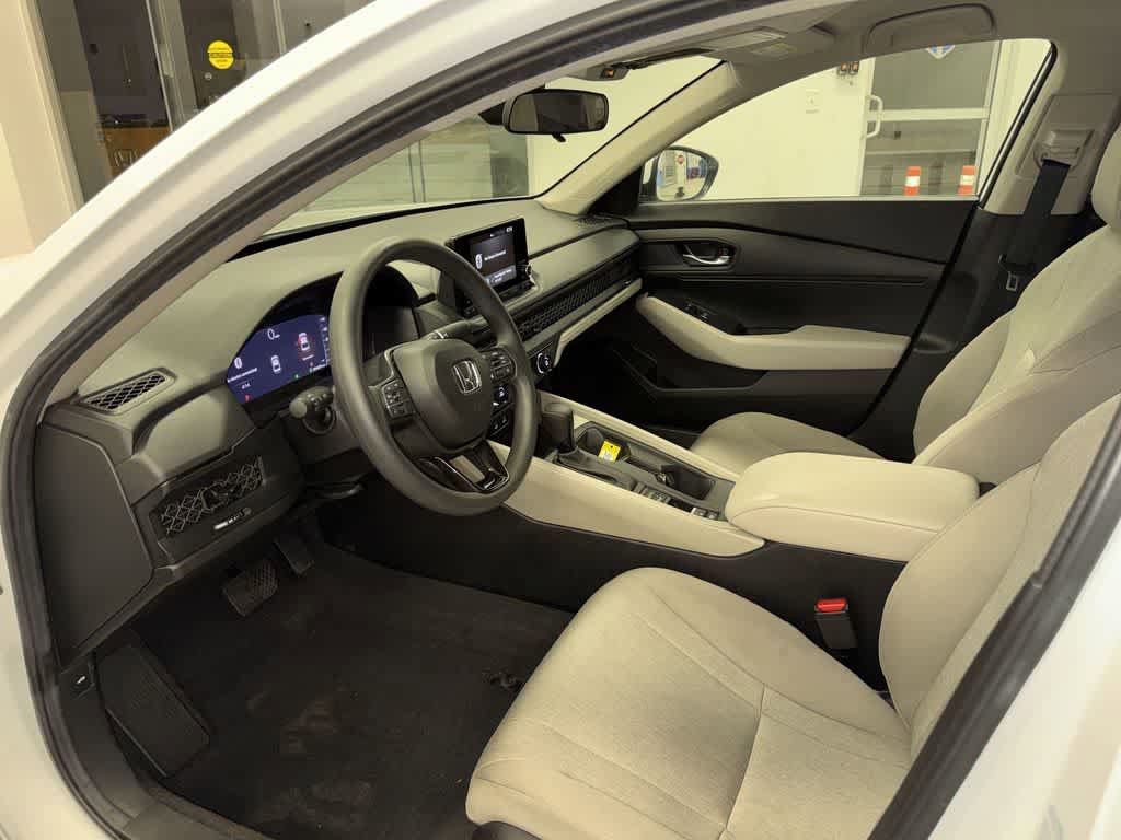Used 2025 Honda Accord LX image 26