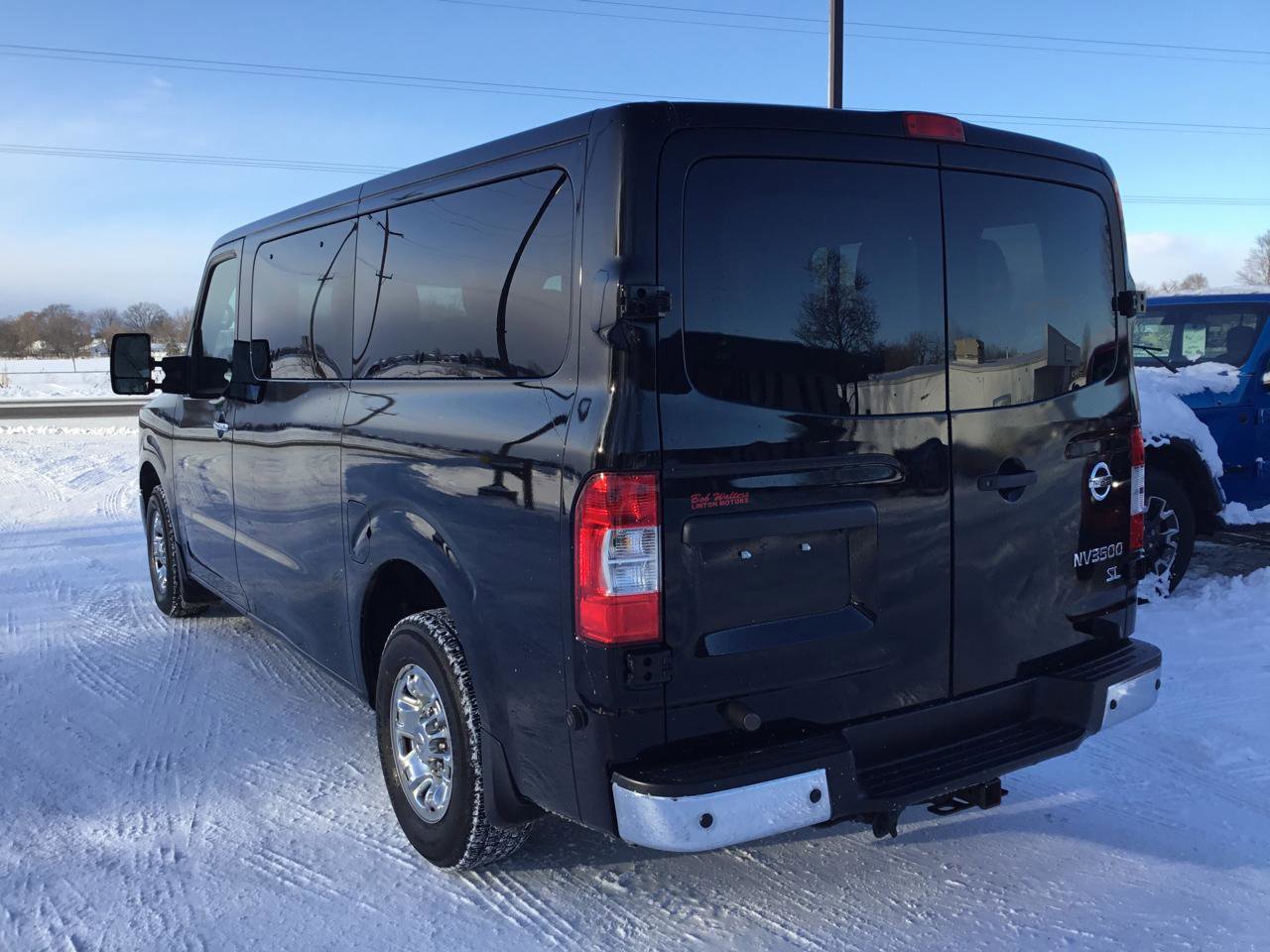 Used 2018 Nissan NV 3500 SL image 9