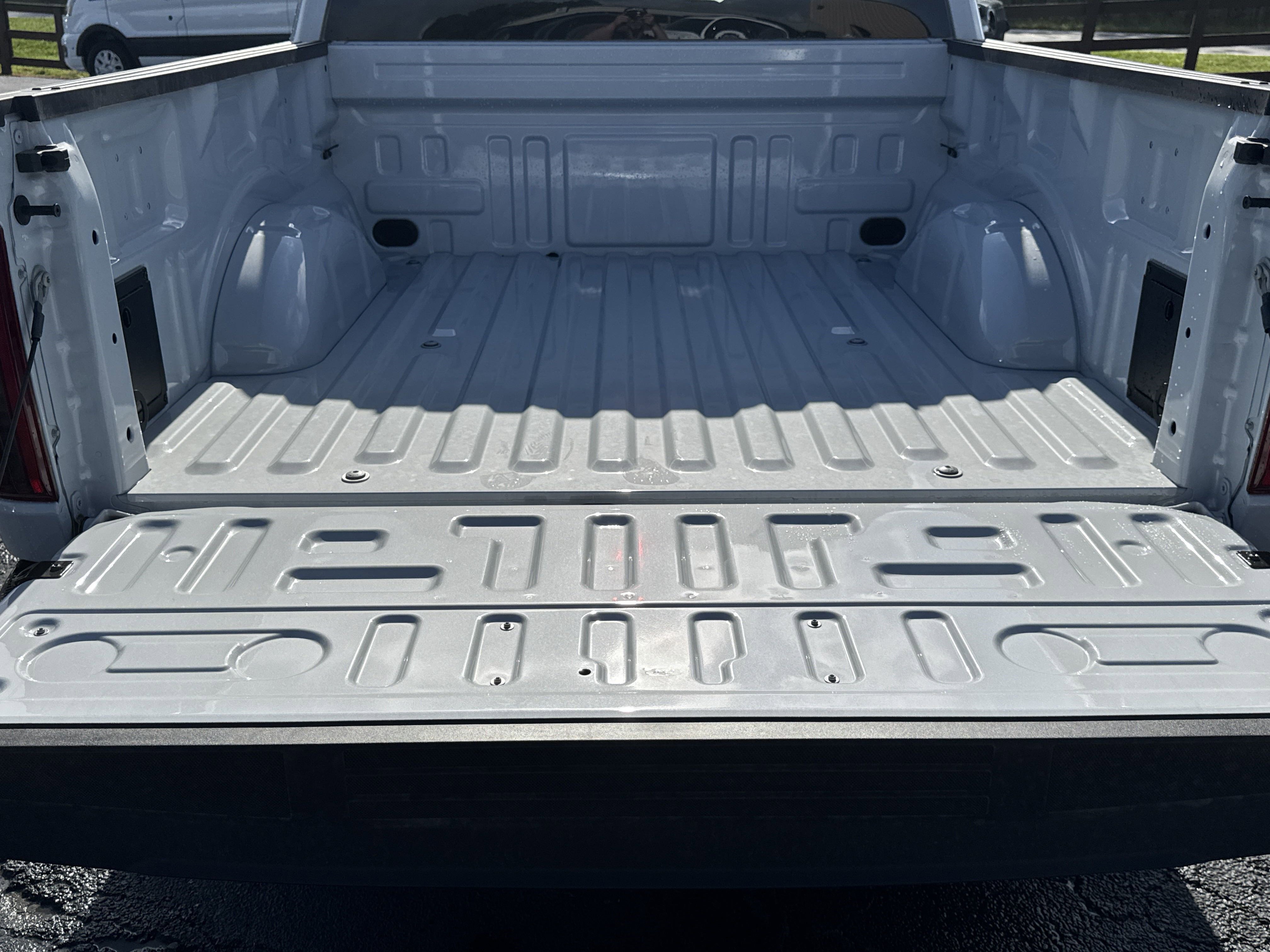New 2025 Ford F150 STX w/ STX Black Appearance Package AWD/4WD image 18