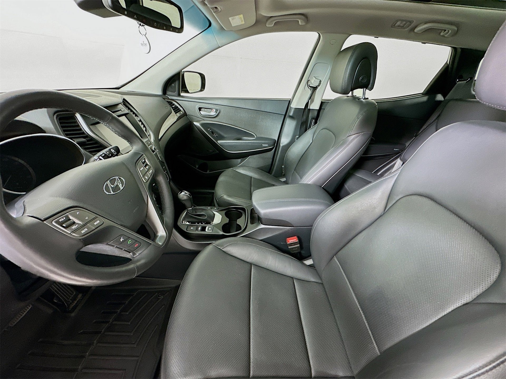 Used 2017 Hyundai Santa Fe Sport w/ 2.0T Ultimate Tech Package 05 image 22