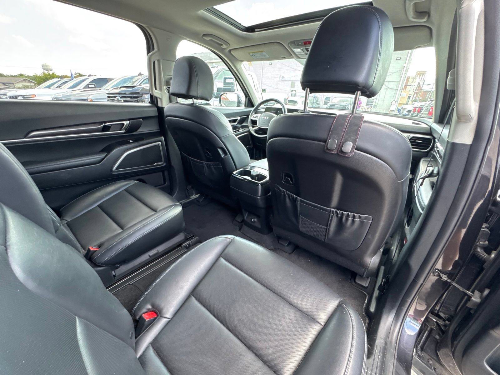 Used 2025 Kia Telluride S FWD image 28