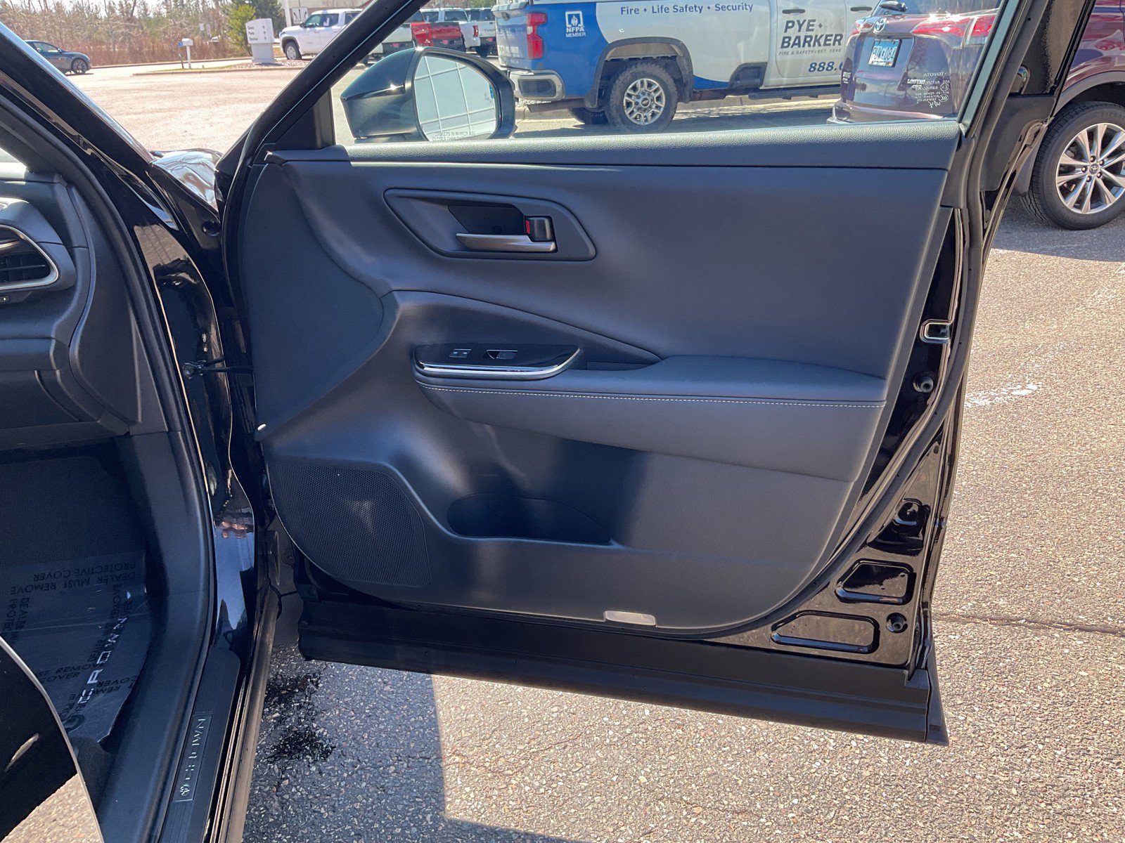 Used 2024 Toyota Crown Platinum image 12