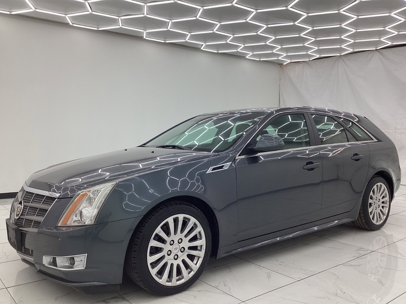 Used 2011 Cadillac CTS Premium image 6